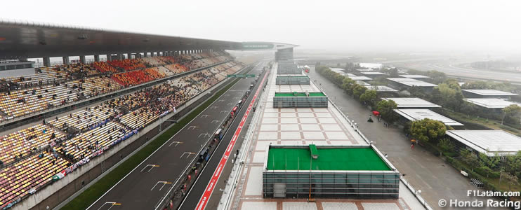Condiciones climáticas obligan a la cancelación de la sesión - Reporte Pruebas Libres 2 - GP de China
 