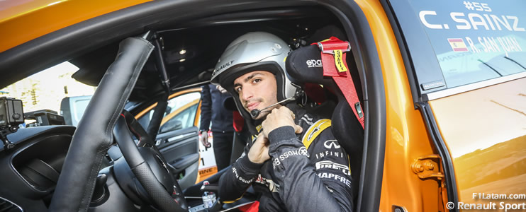 Carlos Sainz piloteó el Renault Mégane R.S. en el Rally de Monte Carlo