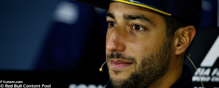 Daniel Ricciardo espera que Red Bull no repita los errores en las detenciones en pits
 