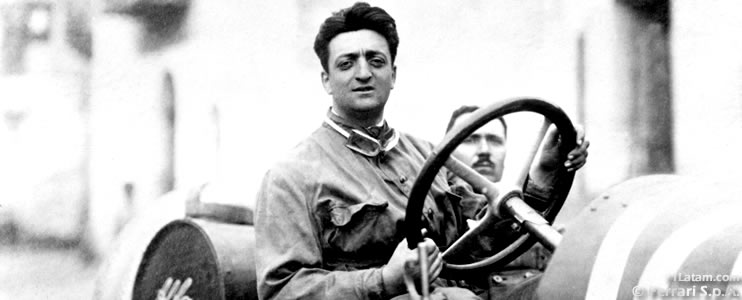 Se conmemoran 24 años del fallecimiento de Enzo Ferrari 