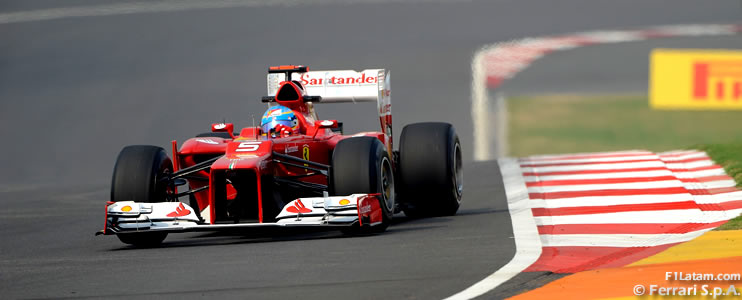 Alonso a la espera de lo que suceda este fin de semana - Reporte Viernes - GP de India - Ferrari 