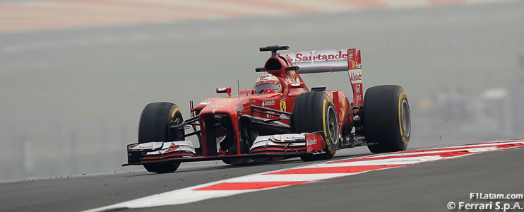 Alonso le apuesta a la estrategia iniciando con el compuesto medio - 
Reporte Clasificación - GP de India - Ferrari 