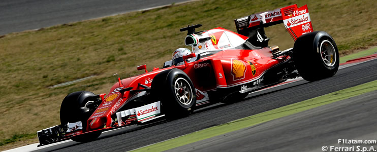 Sebastian Vettel y Ferrari lideran el inicio de la pretemporada 2016 de F1 - Tests en Barcelona - Día 1
 