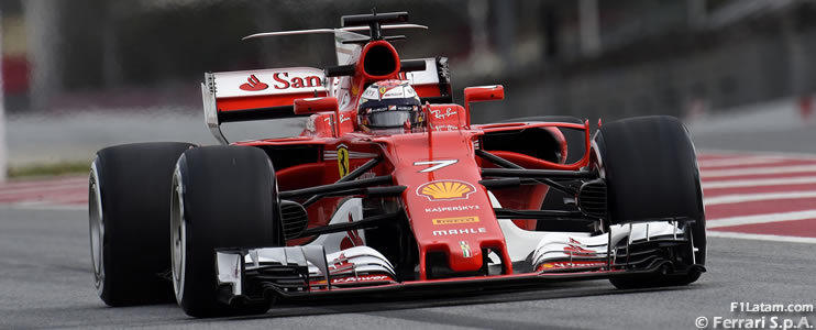 Kimi Räikkönen y el Ferrari SF70H fueron los más rápidos - Tests en Barcelona - Día 2