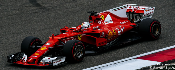 Sebastian Vettel lidera y Kimi Räikkönen con problemas - Reporte Pruebas Libres 1 - GP de Bahrein