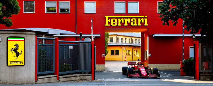 Charles Leclerc conduce el Ferrari SF1000, auto de 2020, por las calles de Maranello