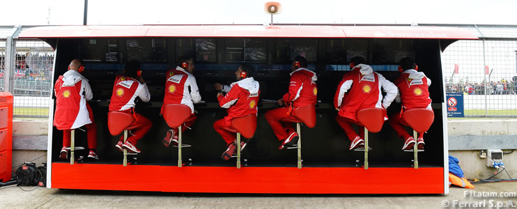 La Scuderia Ferrari anuncia la salida de Luca Marmorini y modificaciones en la estructura técnica
 
