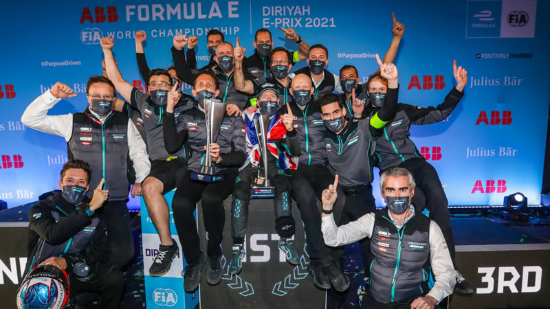 Sam Bird consigue para Jaguar Racing la primera victoria del año en la FIA Fórmula E 