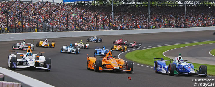Magistral debut de Alonso en las 500 millas de Indianápolis con inesperado final por falla de motor 