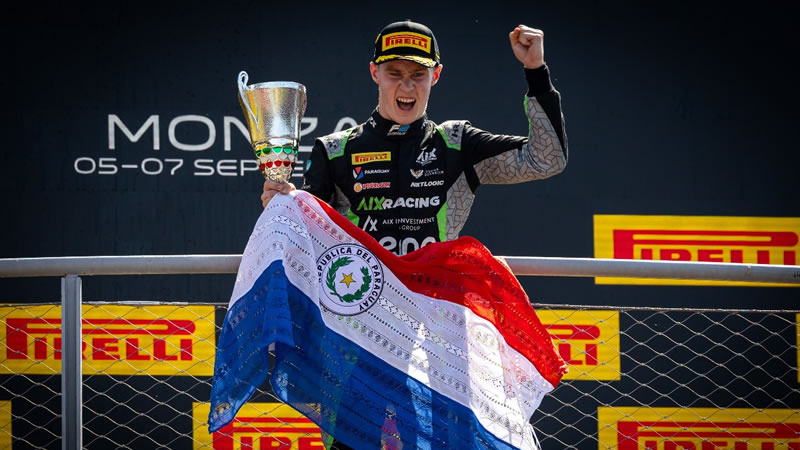 El piloto paraguayo Joshua Dürksen se une a la Escudería Telmex Telcel