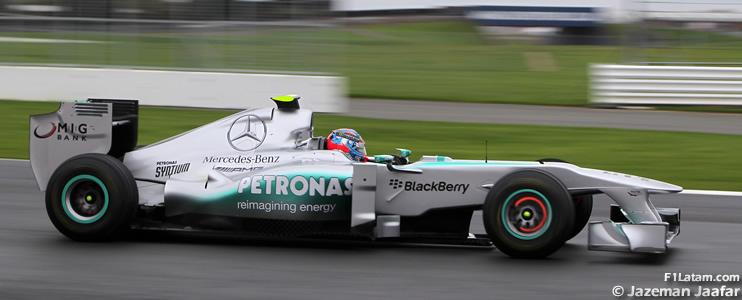 VIDEO: Mercedes AMG le brindó test de Fórmula 1 a Jazeman Jaafar en Silverstone 