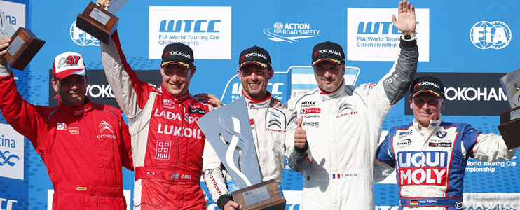 El argentino José María 'Pechito' López derrota a sus rivales del WTCC en su carrera en casa
 