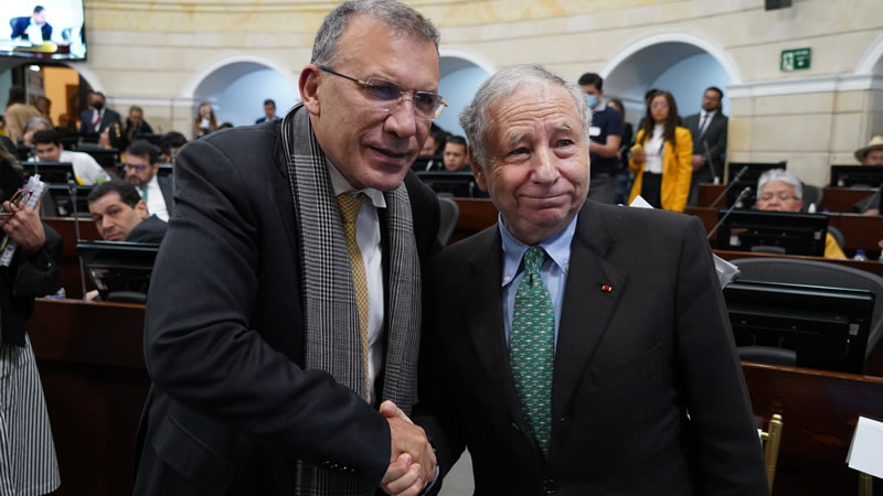 Jean Todt visita el Congreso de Colombia para alertar sobre los preocupantes registros de la Seguridad Vial 