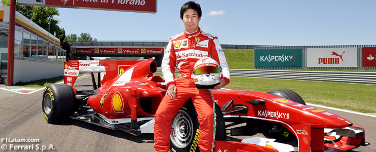 El japonés Kamui Kobayashi realiza un test con el Ferrari F1 de la Temporada 2010
 