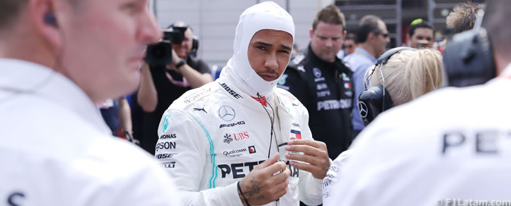 Lewis Hamilton desmiente rumores sobre contagio de coronavirus