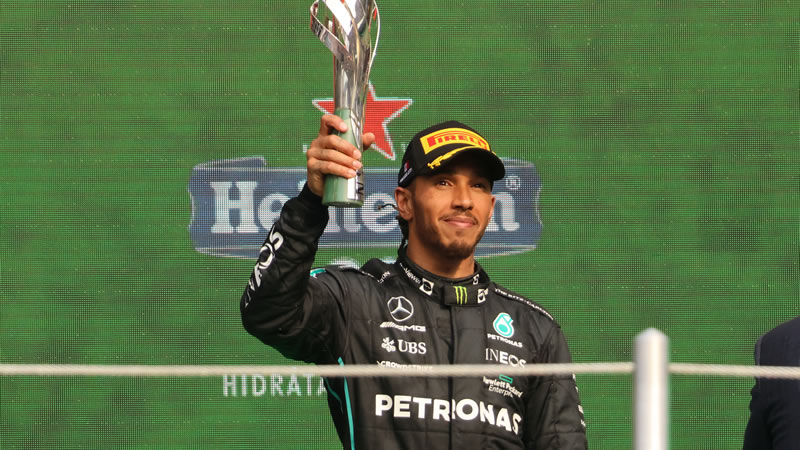 Hamilton: ''Hemos dado un gran paso adelante con el auto y espero sigamos así en las dos últimas carreras'' 