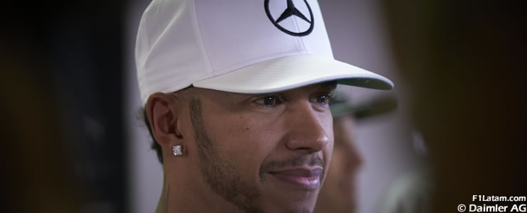 Hamilton: "La pole es el objetivo para mañana. El auto se siente bien y soy rápido aquí"