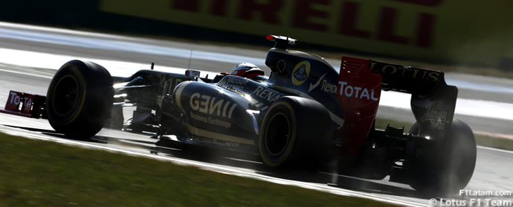 Räikkönen prueba los nuevos exhostos 