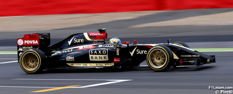 FOTOS: Pirelli prueba en el Lotus E22 el nuevo neumático experimental de 18 pulgadas
 