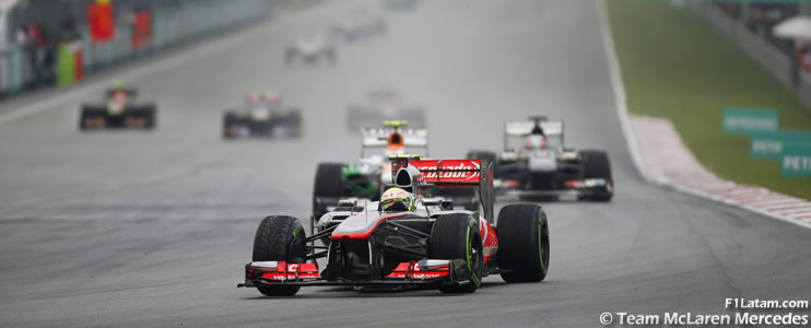 Sergio Pérez logra sus primeros puntos con los de Woking - Reporte Carrera - GP de Malasia - McLaren 