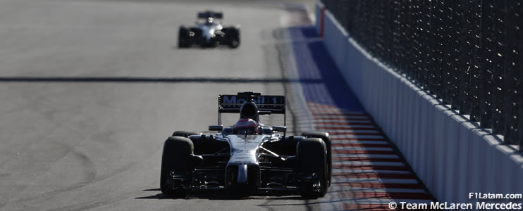 Cuarta y quinta posición para Button y Magnussen - Reporte Carrera - GP de Rusia - McLaren