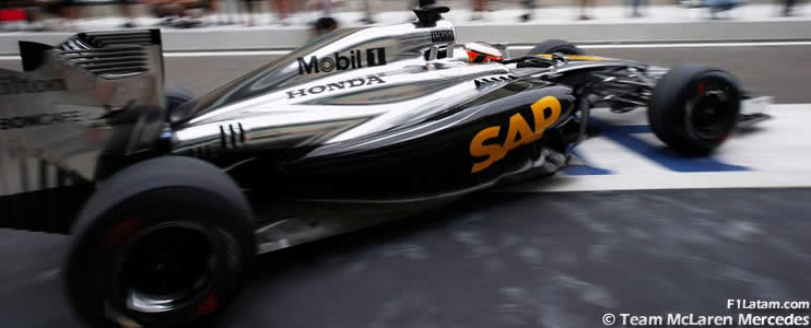 Día histórico para McLaren y Honda al realizar en Abu Dhabi su primer test oficial 
