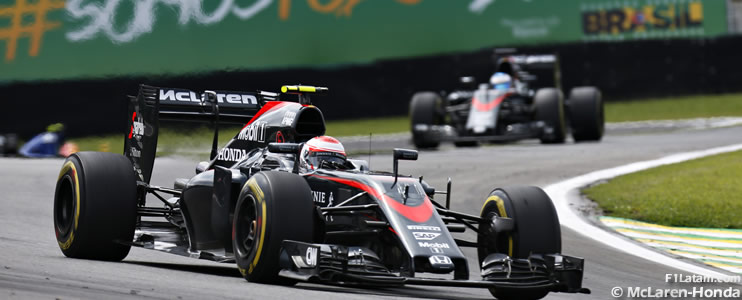 Alonso y Button logran terminar sin fallas - Reporte Carrera - GP de Brasil - McLaren

