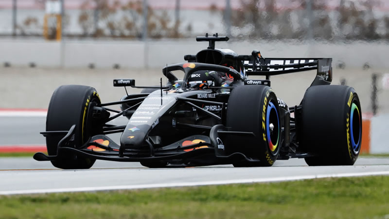 Mercedes sigue sorprendiendo y McLaren debuta en pista en el tercer día de tests en Montmeló