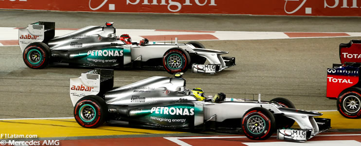 Suerte diferente para Rosberg y Schumacher - Reporte Carrera - GP de Singapur - Mercedes 