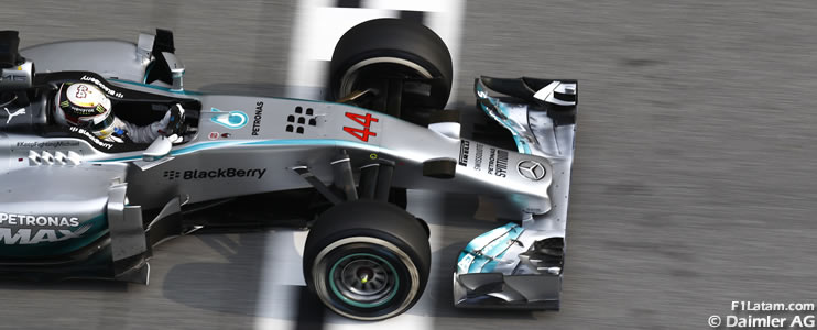 Hamilton y Rosberg marcan el ritmo en el desierto - Reporte Pruebas Libres 1 - GP de Bahrein 
