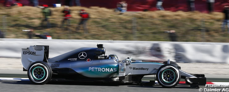 Nico Rosberg y Mercedes ponen en alerta a sus rivales - Test en Barcelona - Día 6

