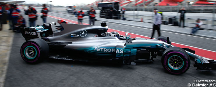 Bottas baja los tiempos y Räikkönen sufre un despiste - Tests en Barcelona - Día 6 
