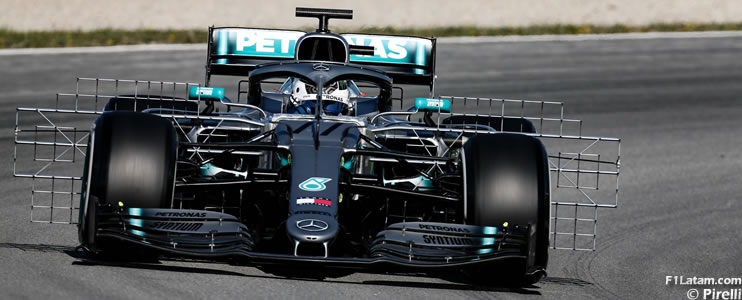 Valtteri Bottas lidera en el primer día de test en Barcelona