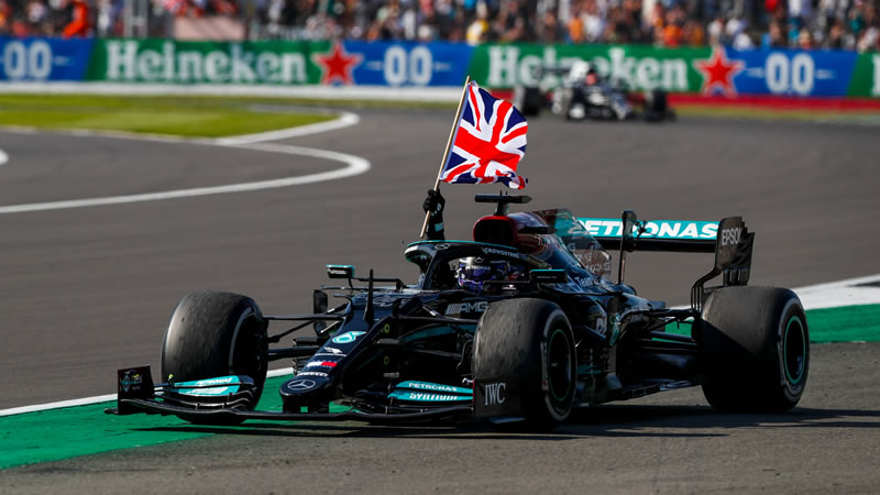 Victoria de Hamilton tras polémica colisión con Verstappen en primera vuelta - Reporte Carrera - GP de Gran Bretaña