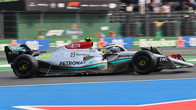 Mercedes mantiene el impulso y Hamilton encabeza el 1-2 en Yas Marina - Reporte Pruebas Libres 1 - GP de Abu Dhabi