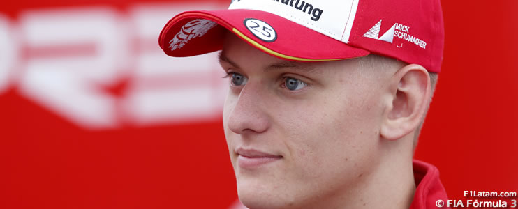 Mick Schumacher le rendirá tributo a su padre en Spa-Francorchamps