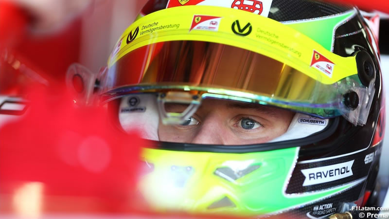 Mick Schumacher tendrá primera sesión oficial en F1 en el Gran Premio de Eifel
