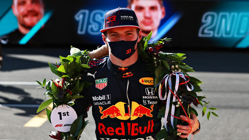 Verstappen se lleva la pole tras ganar la Sprint Qualifying del GP de Gran Bretaña