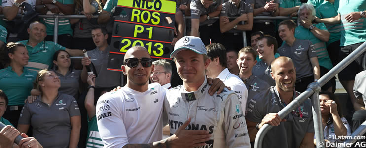 Rosberg aprovecha y Hamilton minimiza los daños - Reporte Carrera - GP de Gran Bretaña - Mercedes 