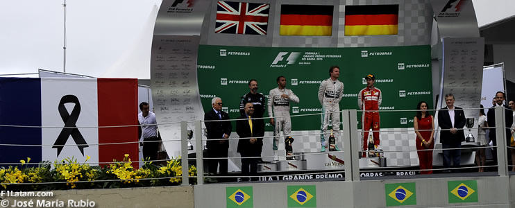 Rosberg le sigue negando la victoria a Hamilton en Interlagos - Reporte Carrera - GP de Brasil 