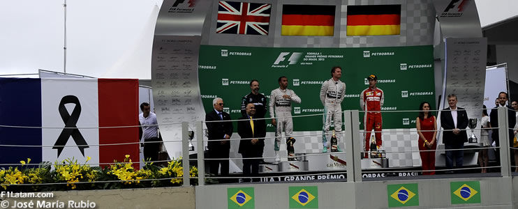 Rosberg le sigue negando la victoria a Hamilton en Interlagos - Reporte Carrera - GP de Brasil  