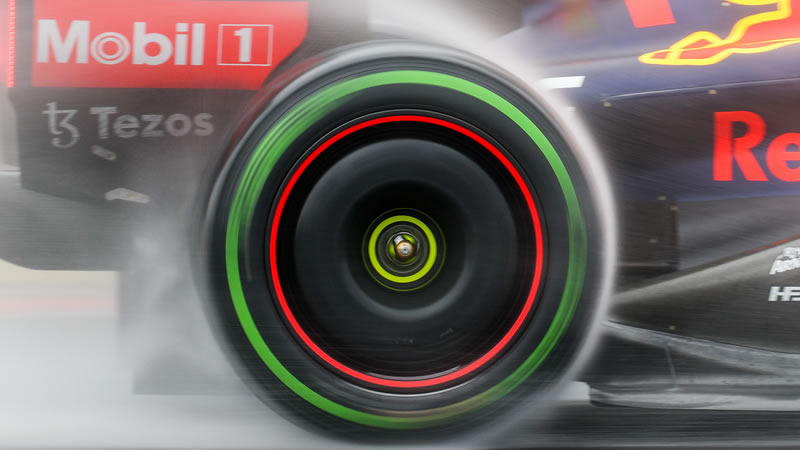 OPINIÓN: ¿Fue correcta la decisión de retrasar tanto tiempo el inicio 
de la carrera en Spa-Francorchamps?