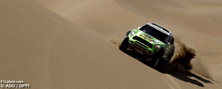 Peterhansel vence y se aleja ligeramente de Al-Attiyah - Rally Dakar 2013 - Resumen Día 7
 