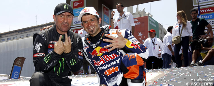 Peterhansel, Despres, Patronelli y Nikolaev, campeones del Dakar 2013, son premiados en Santiago
 
