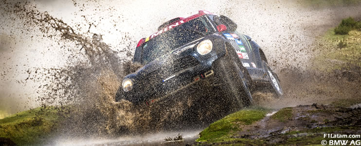 El campeón Nani Roma sonríe nuevamente - Etapa 9 - Rally Dakar 2015
 