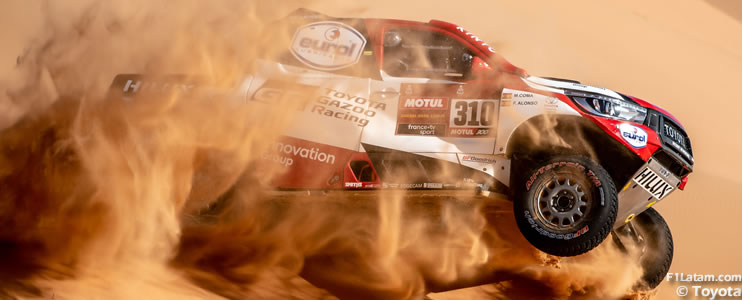 Fernando Alonso cumple exitosamente con Toyota su primera participación en el Rally Dakar