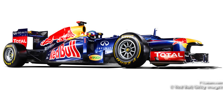 La escudería Red Bull Racing presenta su nuevo auto, el RB8