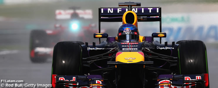 Pole para Vettel y quinto lugar para Webber - Reporte Clasificación - GP de Malasia - Red Bull 