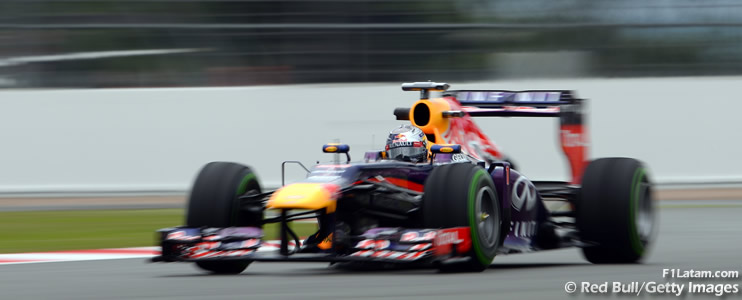 Vettel y Webber exaltan el ritmo de Mercedes - Reporte Clasificación - GP de Gran Bretaña - Red Bull 