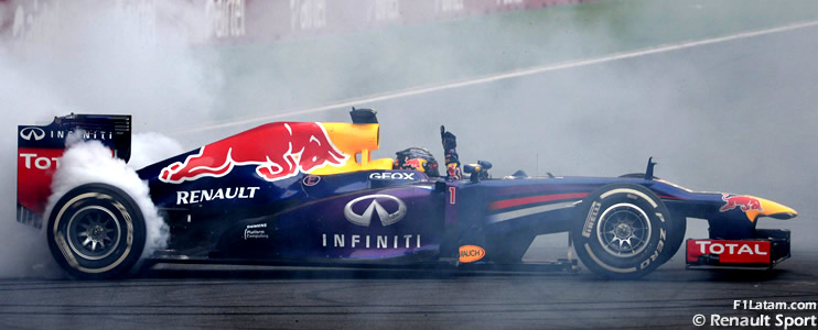 Los motores Renault logran el título y cierran exitosamente la era de los V8 en la Fórmula 1

